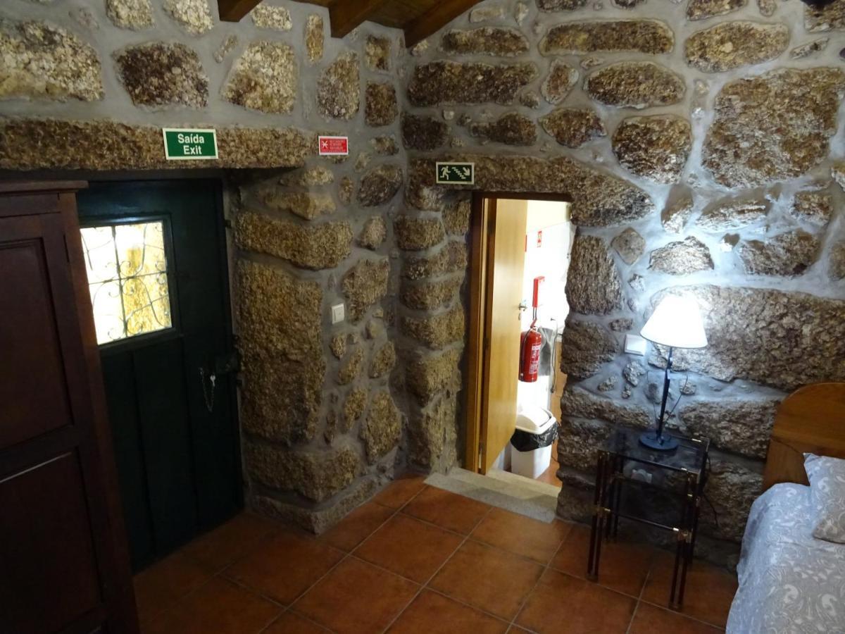 Refugio Rural No Geres - Casa Araujo De Sousa Терраш-ди-Бору Экстерьер фото