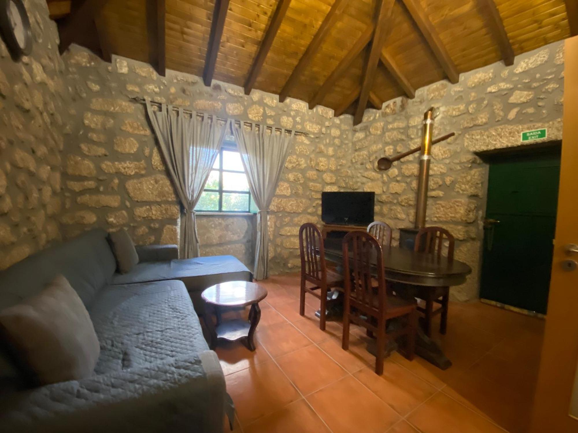 Refugio Rural No Geres - Casa Araujo De Sousa Терраш-ди-Бору Экстерьер фото